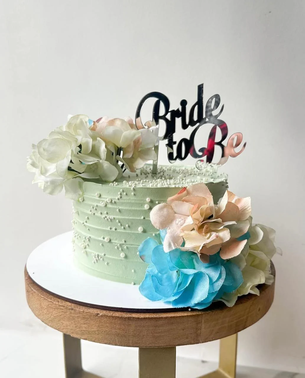 Bride-to-Be Cake Ideas